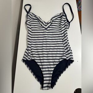 Milea 1165E-PST Pinstitch Stripe DD/E Cup V-Neck One Piece swimsuit Women’s 12